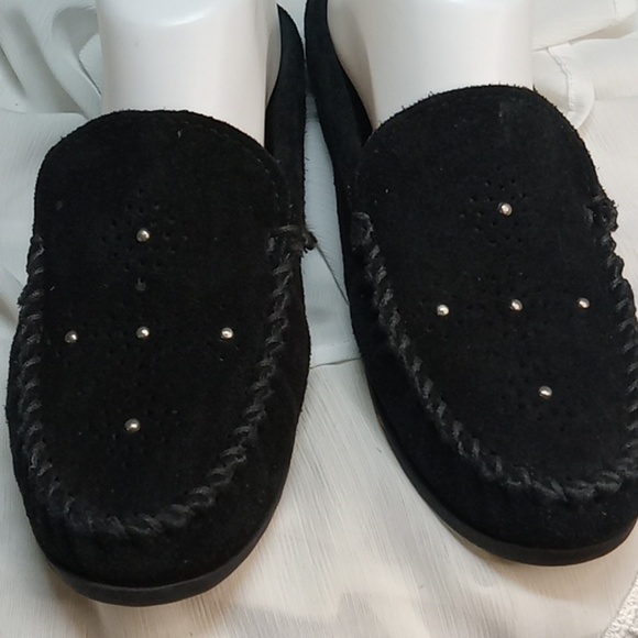 Minnetonka black slip on mocassin size 7 - Picture 3 of 7